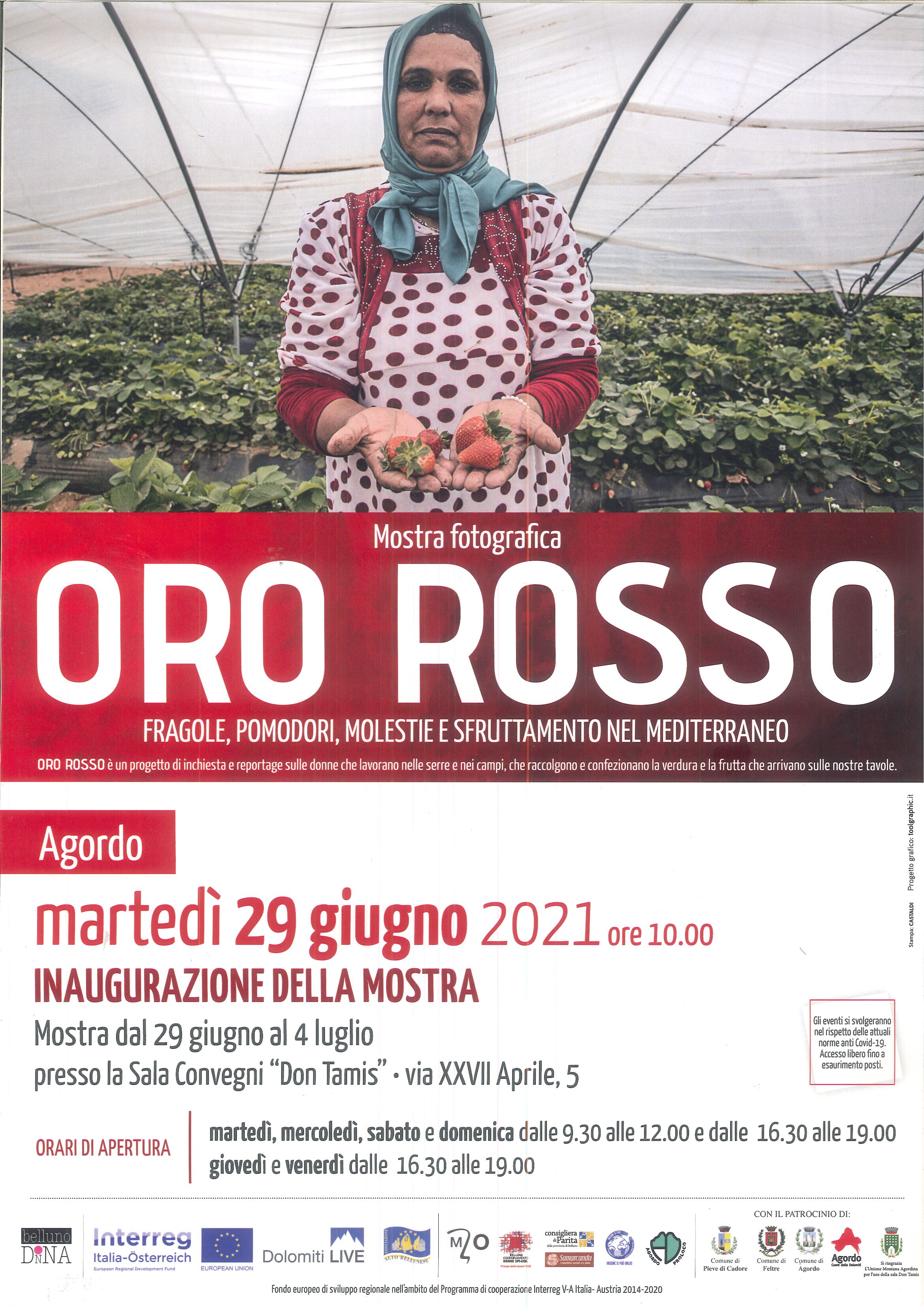 Mostra fotografica "Oro Rosso - Fragole, pomodori, molestie e sfruttamento nel Mediterraneo"